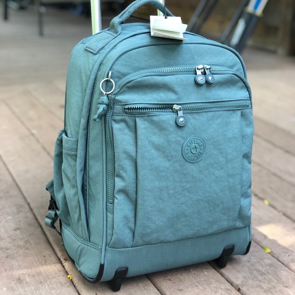 converse rolling backpack